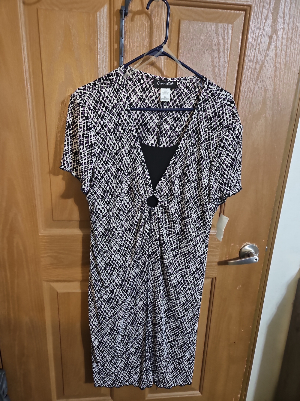 Connected Apparel Plum And Whit Geometrric Pattern Midi Dress